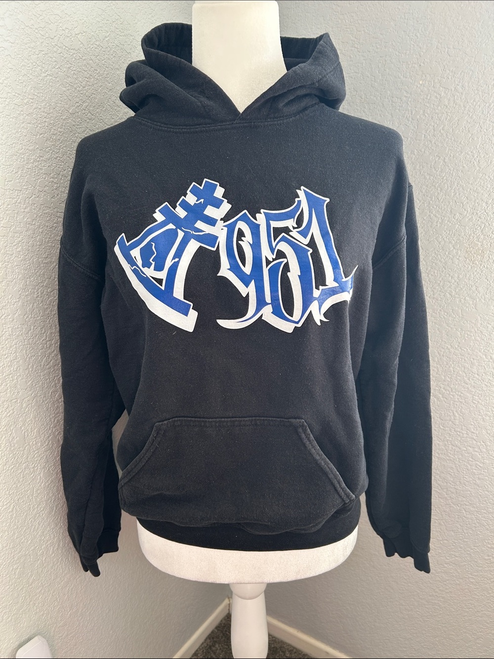 Gildan Black Crewneck Hoodie with Blue and White Graphic